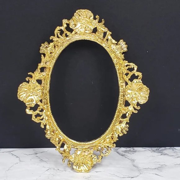 Hollywood Regency Vanity or Soap Dish Vintage - Picture 9 of 11